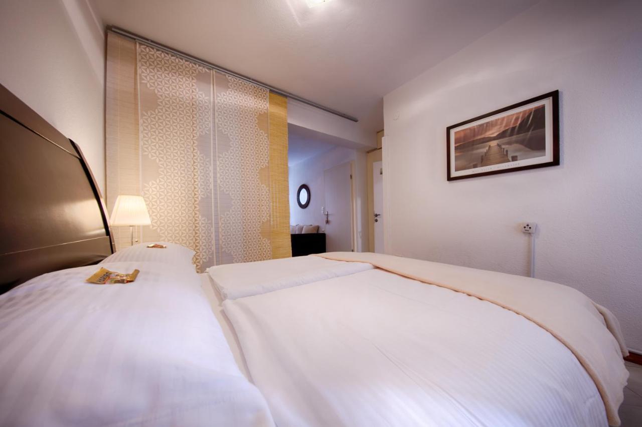 B&B Villa Вис Екстериор снимка